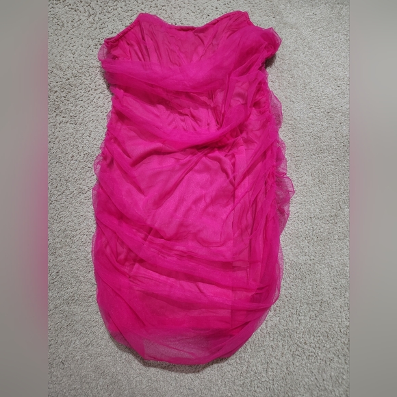 Pretty Little Thing Pink Ruched Bodycon Dress - Picture 1 of 2